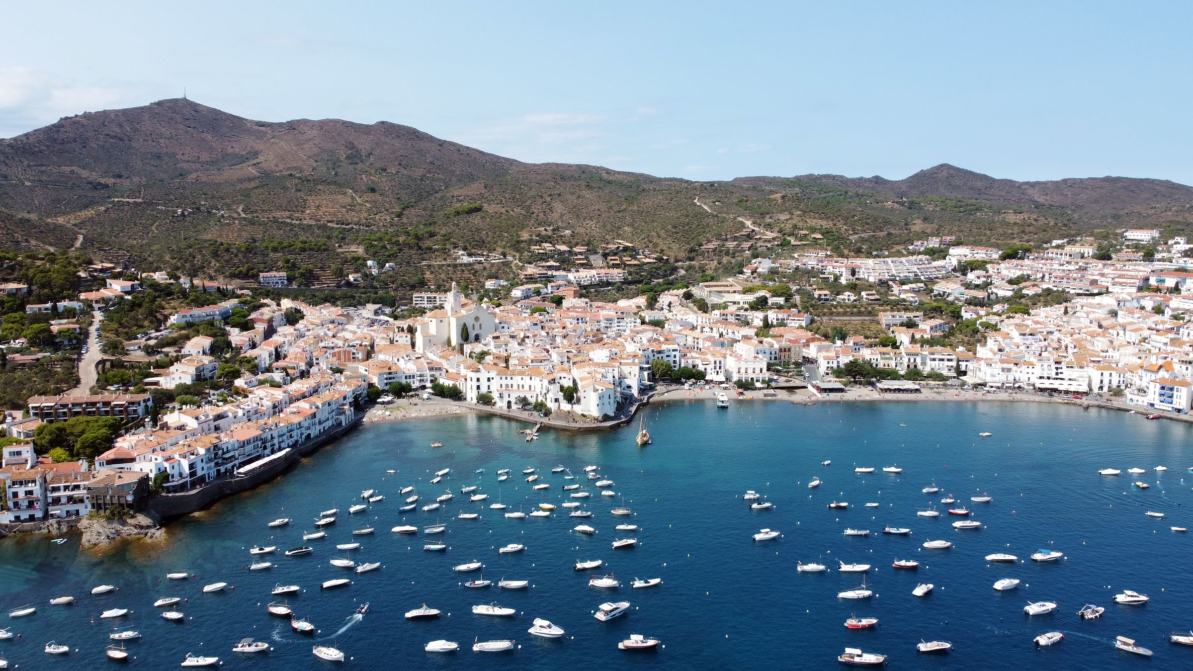 Cadaqués — La bahía desde arriba